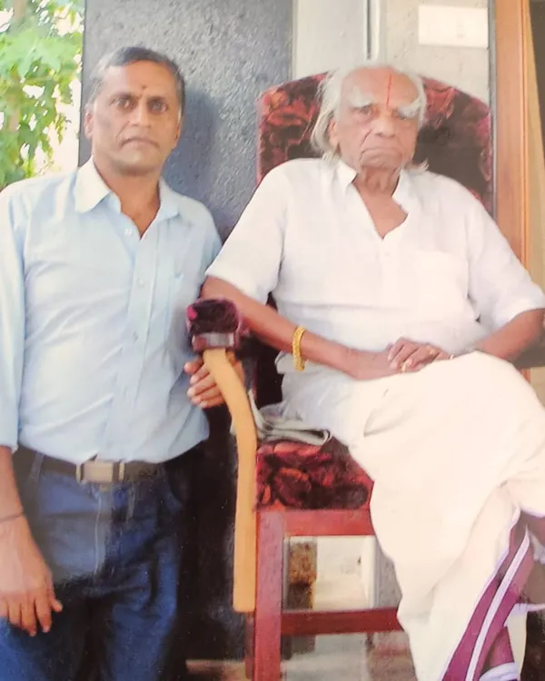 A moment with Guruji. His presence was formidable, and his knowledge of the body and the yoga sutras was unparalleled. To learn from him was to understand the true depth of this subject.