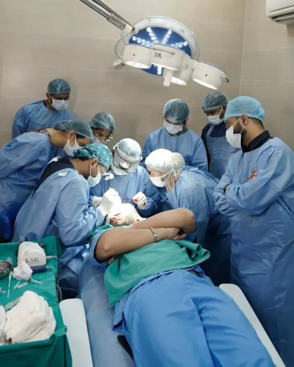 This is where theory meets practice. I believe in direct, supervised hands-on training on patients, ensuring every doctor I train develops the real-world surgical skills and confidence needed for excellent FUE hair transplant outcomes.