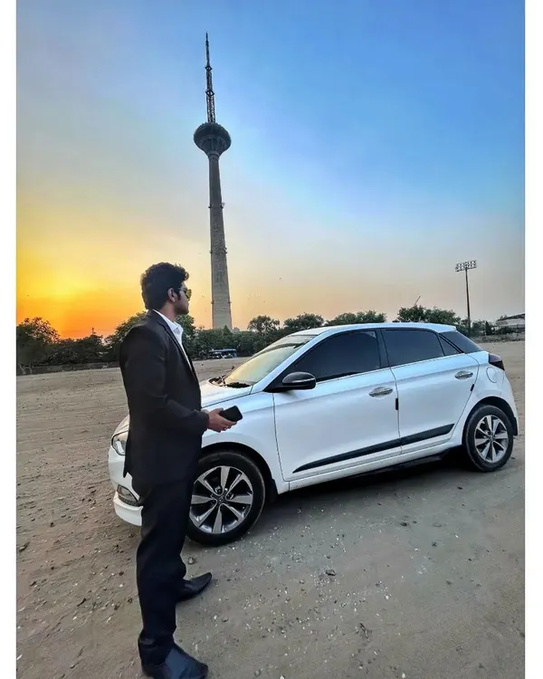 A lion never roars after a kill. After a win, I find a moment of quiet reflection, watching the sunset with the Delhi tower in the distance.