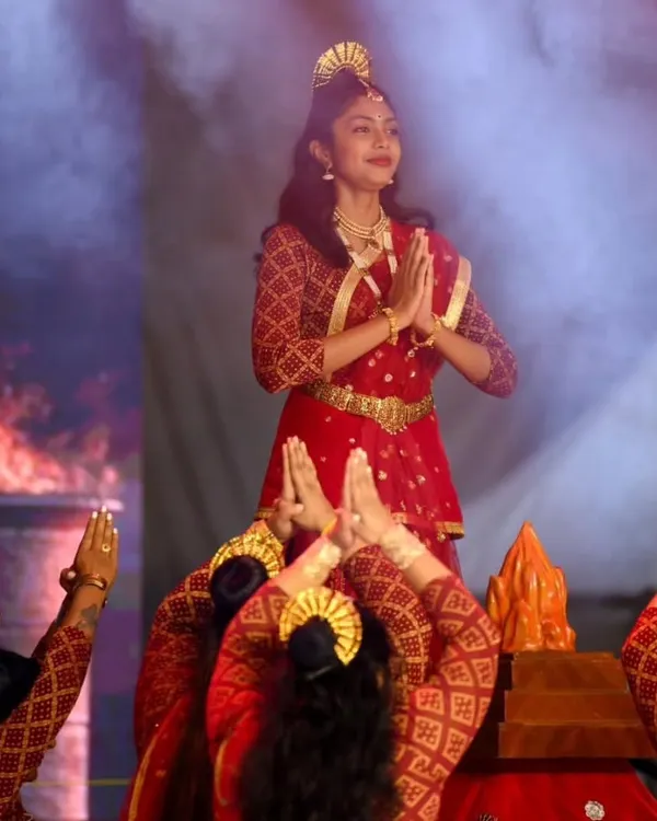 A powerful moment from our dance drama 'Draupadi'. This production, featuring 20 of our students, tells a moving story that left the audience spellbound.