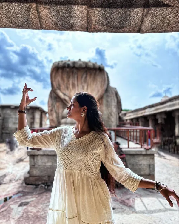 Dancing at the historic Lepakshi temple. I believe the power of faith and the practice of art, when combined, bring ultimate peace to the soul. This place has a divine energy that is truly inspiring.