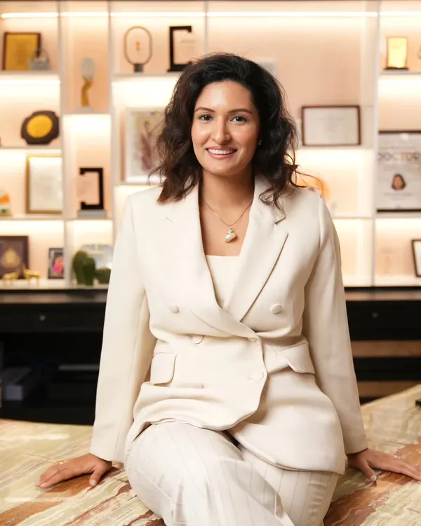 I believe that true skin health is a partnership built on soul and skill. In my clinic, we combine deep dermatological expertise with a genuine passion for helping you achieve your wellness goals.