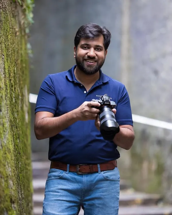 Hello, I'm Rohit. I'm the person behind the camera, and I feel so lucky to call this my job. My passion is capturing the love between families and their pets.