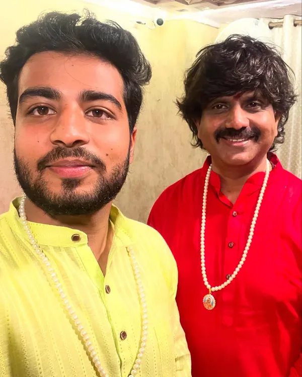 A selfie with the legendary Pt. Ajay Prasanna uncle ji after a memorable concert. A true learning experience.