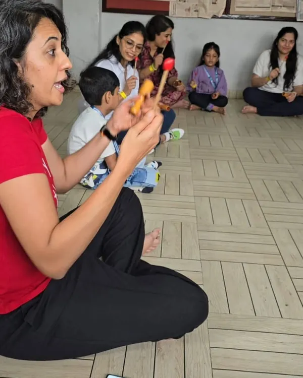 A snapshot from a busy and fulfilling weekend. Here I am conducting a workshop for parents and children, combining elements of Musical Bonding and Pajama Drama. It's always a joy to share our playful learning techniques with new families.