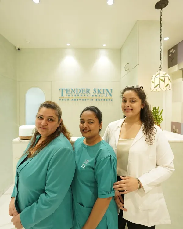This is part of our dedicated team at Tender Skin. From our front desk to our expert practitioners, we work together to make you feel comfortable, heard, and cared for during every visit.