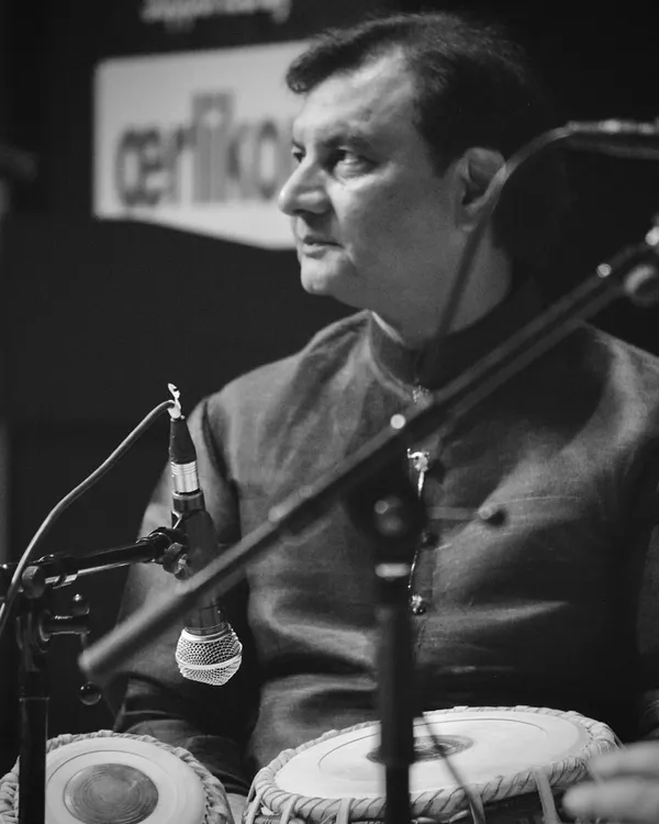 A candid shot captured during the 10th edition of the Taal Chakra concert at Kamani Auditorium.