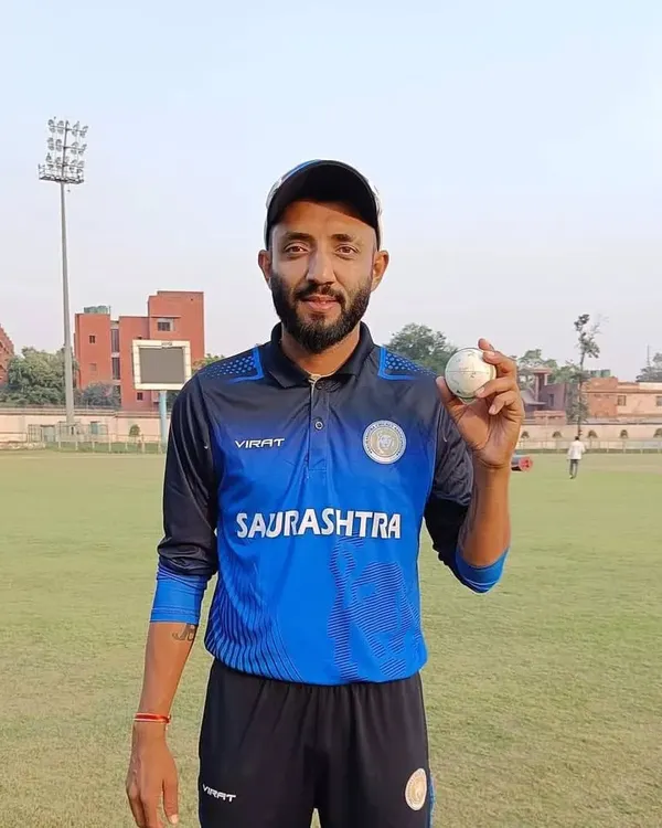 A record-breaking performance on our home ground. Saurashtra's Dharmendrasinh Jadeja shows the ball after his magical 7-wicket haul during a Vijay Hazare Trophy match.