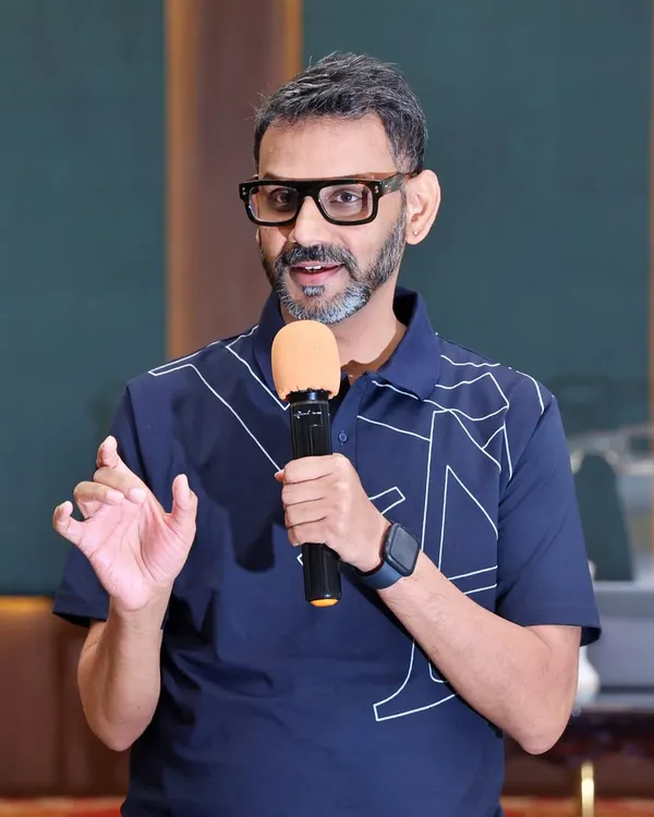 I see myself as your partner in personalized therapy and life coaching. This image captures me in my element, speaking and guiding. My focus is always on your unique needs, working together to tackle challenges and achieve emotional well being.
