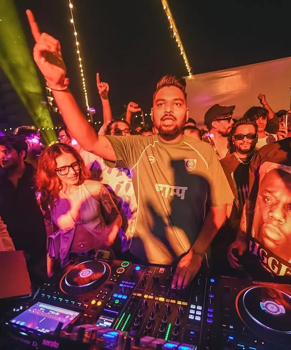 The energy at a SoundsProof Block Party is unmatched. This is me, hyping up the crowd alongside a guest MC, creating an interactive, high-energy experience that goes beyond just a DJ set.
