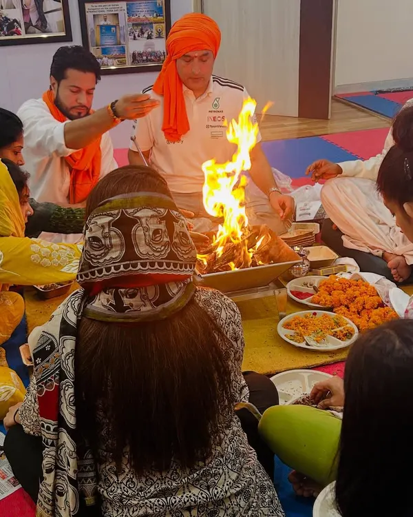 A sacred Havan (fire ceremony) marks the beginning of our 300-hour YTTC, creating a sanctified space for our transformative journey.