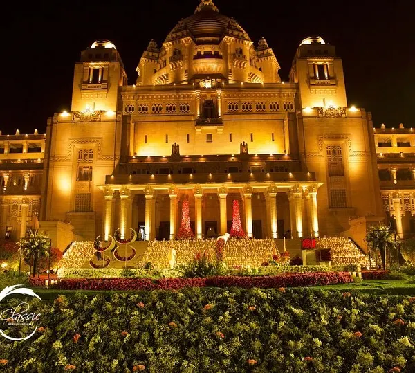 It was an honor to design this reception at the Umaid Bhawan Palace. The decor was conceptualized to complement the palace's grandeur, creating a truly royal and unforgettable night.