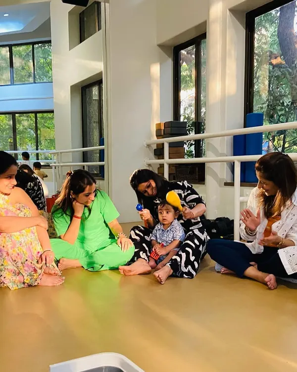 My classes are for the whole family to enjoy. I love it when parents, aunts, and grandparents join in, making music and creating beautiful memories with their little ones.