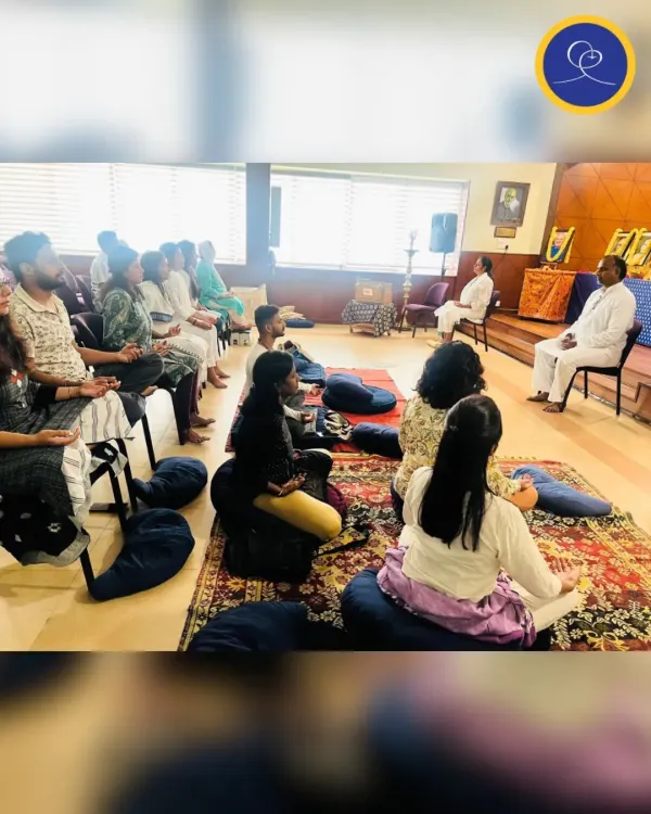 Nayaswami Jyotish and Nayaswami Devi sharing their wisdom during a special Sunday Satsang. Our community gathered to listen to their stories and insights on how to draw the Guru's guidance into our daily lives.