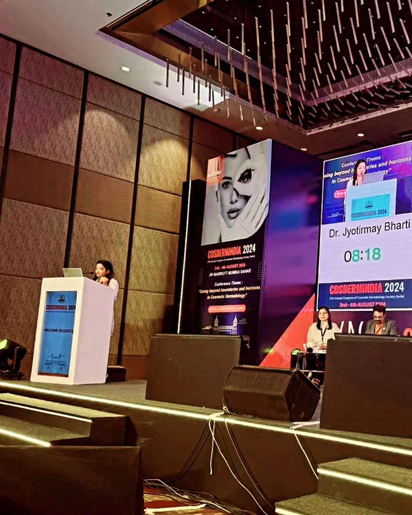 I was honored to speak at CDSI 2024, one of India's most prestigious dermatology conferences. Sharing my knowledge on advanced techniques like threadlifts with fellow doctors is a passion of mine.