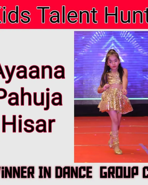 Announcing the winner in the Group C dance competition. This participant's performance on a professional stage was truly outstanding.