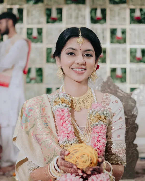 This is the true definition of my signature look. I created an incredibly luminous base, soft eye definition, and a natural lip color for a timeless and radiant South Indian bridal look.