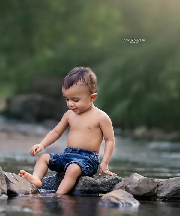 We trekked to this hidden gem to capture this incredible shot. We are always up for an adventure to find the perfect, unique location for your outdoor baby photoshoot.