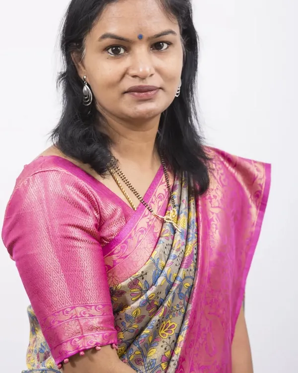This is me, Krishnaveni. Through graphology, I look into the subconscious patterns in your handwriting to help you understand your true self and unlock your potential for success.
