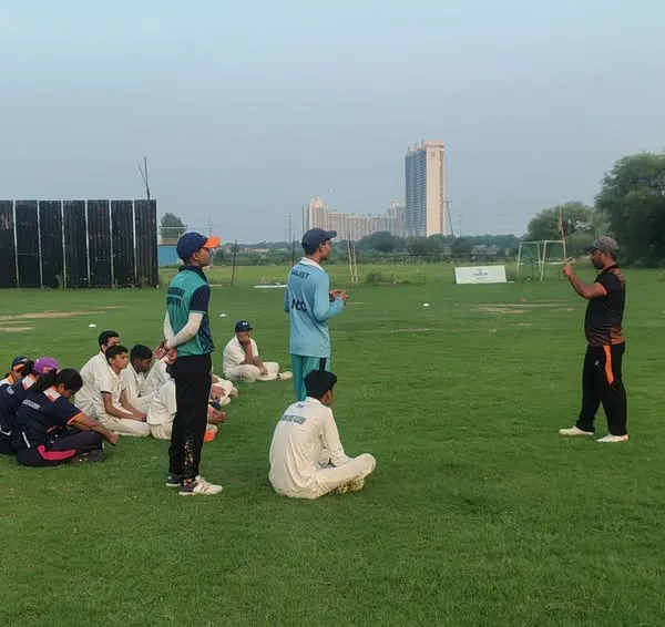 We organized a special 30-minute group discussion session for our players. These sessions are great for building confidence, communication skills, and tactical understanding of the game.