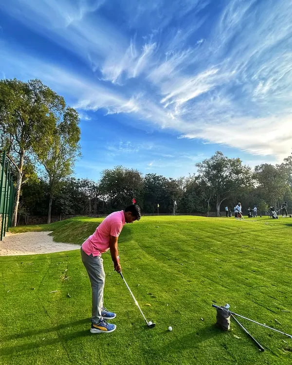 Chasing sunsets and perfect swings. Our chipping green is where you dial in your short game against a backdrop that hits different. Come find your focus and elevate your golf experience.