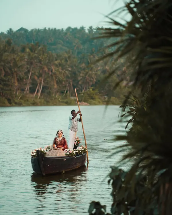 A breathtaking bridal entry is more than just an arrival; it's the start of a fairytale. For this destination wedding in Goa, I arranged for the bride to glide across the serene backwaters, creating a moment of pure magic that left everyone speechless.