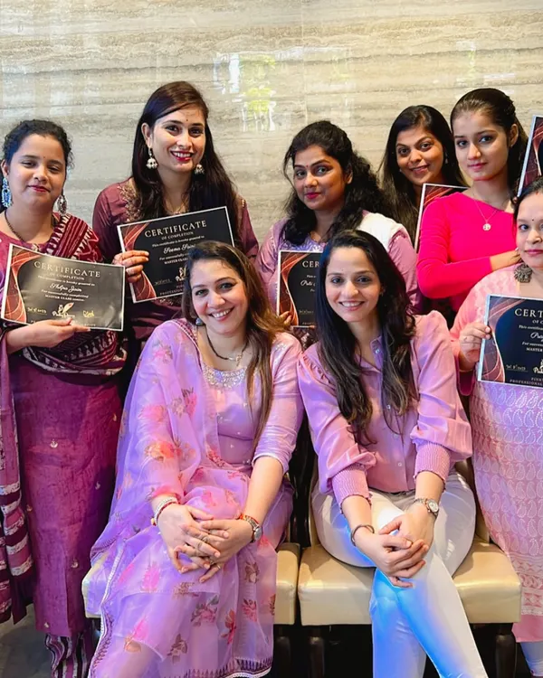 Celebrating the graduation of another talented batch of artists from our Magic Masterclass. Each student is now equipped with advanced skills and an official certificate.