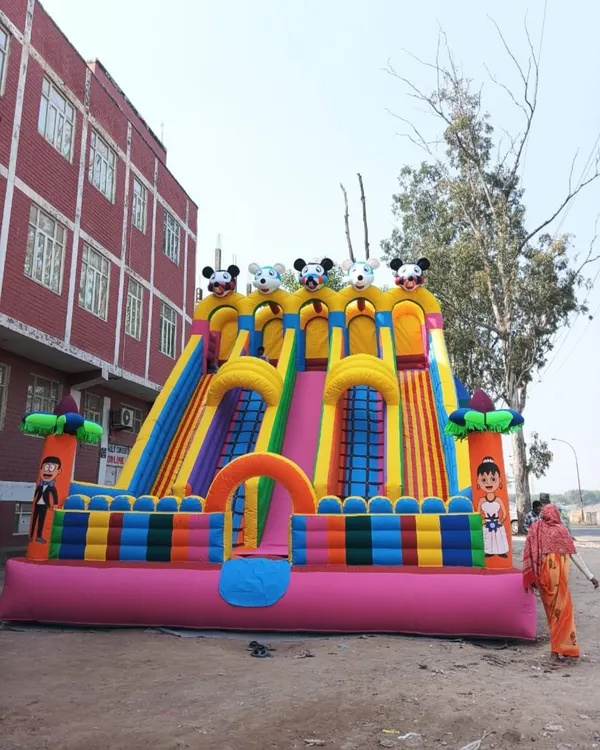 This is our massive 5-lane inflatable slide. It's one of the biggest we make and is perfect for large community events, school fairs, or big birthday parties.