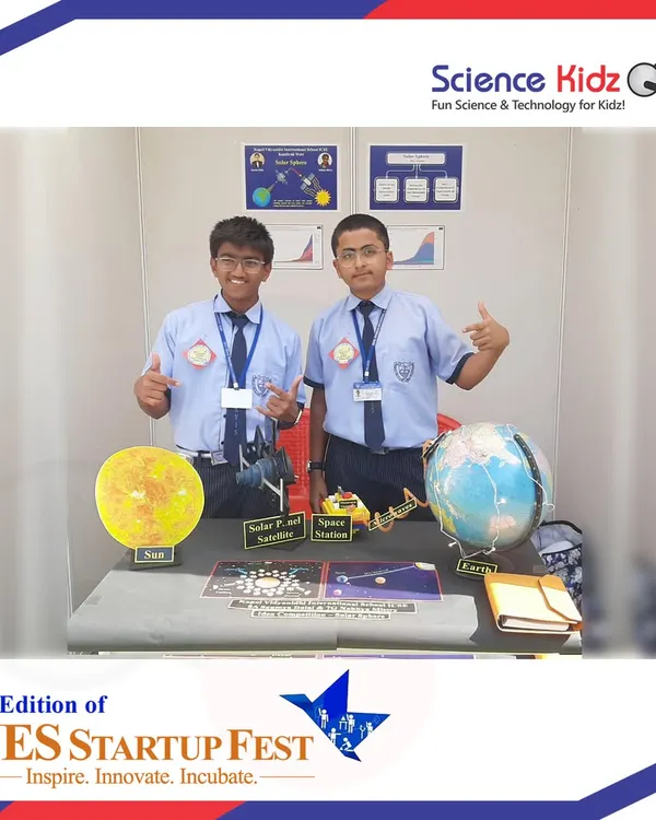 We are incredibly proud of our students for winning 3rd Rank at the 7th Edition of the NES Startup Fest. Here they are, standing proudly with their award-winning "Solar Sphere" project.