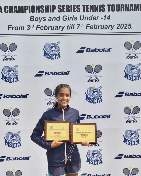 A fantastic double crown for Tuhina Roy, winning both the Singles and Doubles titles at the All India Championship Series Under 14 event in Mumbai.