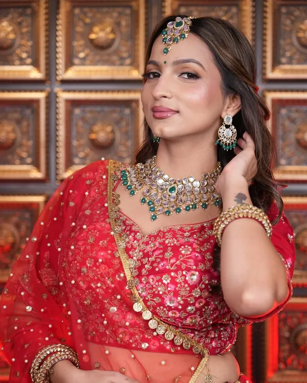 Stunning bridal makeup by one of our talented students. I am so proud to see them creating such magic, with a perfect blend of soft glam and traditional elegance.