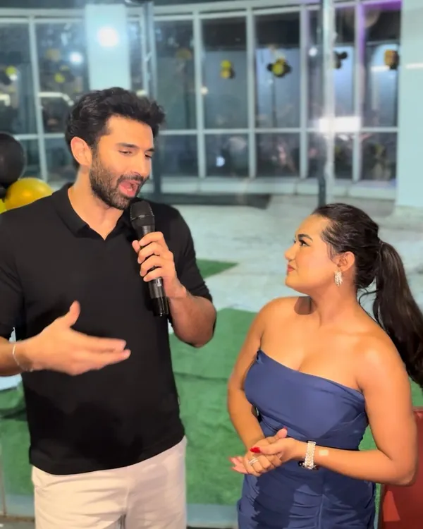 A candid shot while interviewing Aditya Roy Kapur. My goal is to move beyond scripted questions and have a real conversation that reveals his personality.