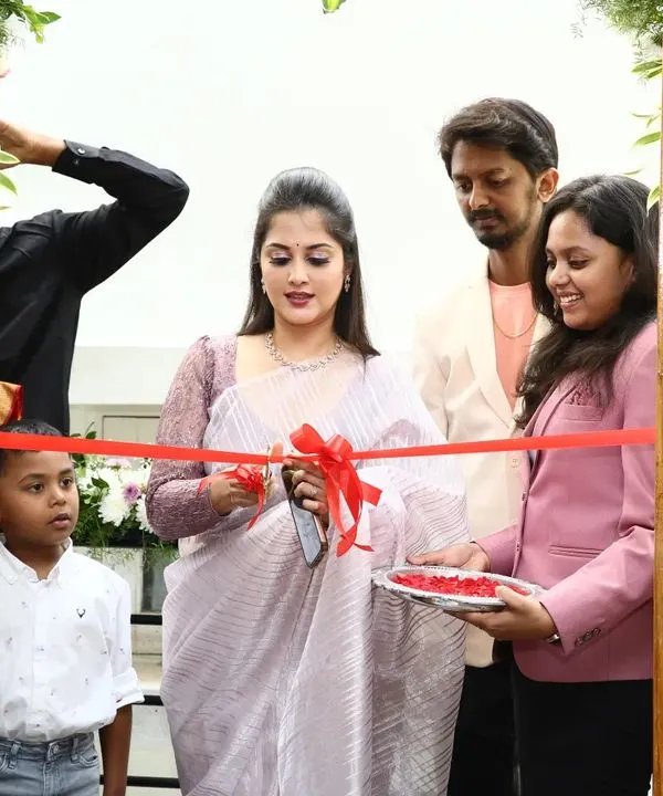 A special moment from our grand opening, with actress Neetha Ashok cutting the ribbon. This was the official start of Creative Kalpane Studios.