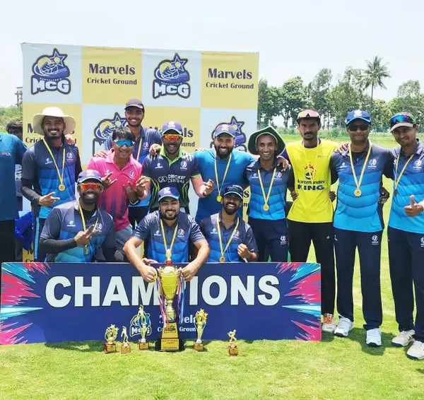 The ultimate prize. Our senior team celebrating as champions of the MCG weekday tournament. This victory was a result of immense character and determination.