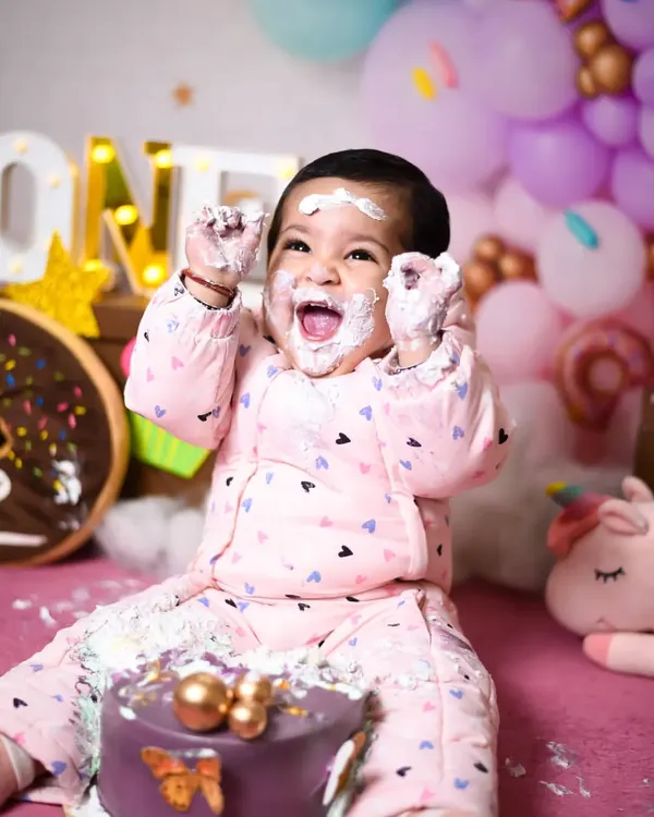 The pure, unfiltered joy of a first birthday cake smash. I love capturing these wonderfully messy and happy moments as little ones explore their first taste of birthday cake.