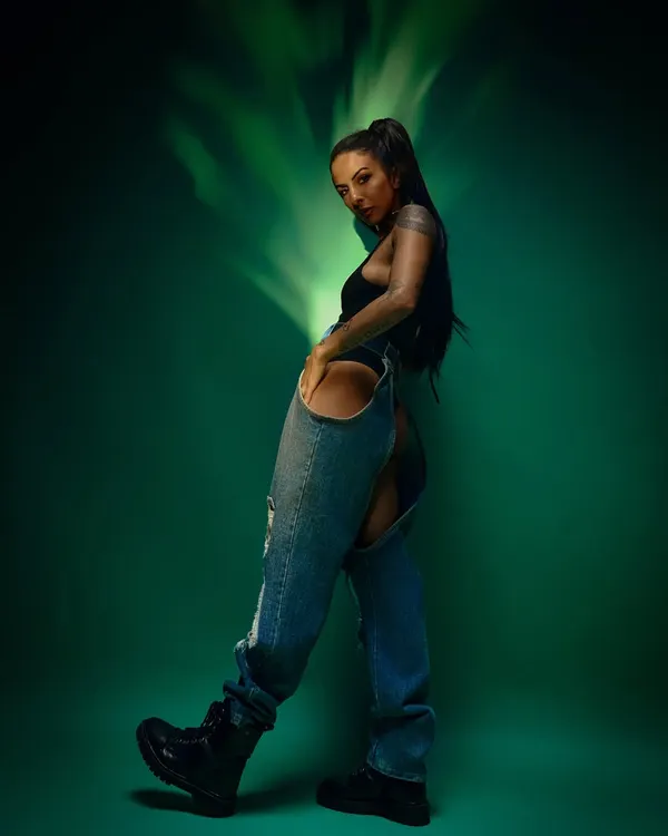 This is more than just a photo; it's about crafting an identity. My past as a fashion photographer taught me how to build a visual brand that connects, and it's a huge part of what I teach my students. We find what makes you unique and amplify it.