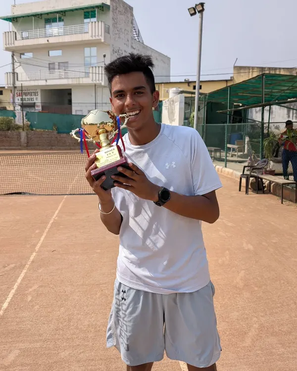 A fantastic victory for Arsh Kathuria, celebrating his U18 Boys Singles title at the AITA Championship Series in Delhi. This was his first title in the U18 category at just 14 years old.