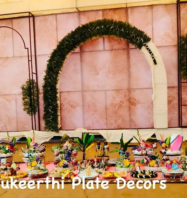 This large platter display was the main attraction at an engagement ceremony in Karumathampatti. The setup was designed to complement the stage decor, creating a cohesive and elegant look for the event.