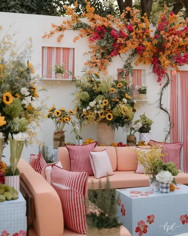 Welcome to the carnival! This vibrant Mehendi in Udaipur featured colorful lounge areas, playful floral arrangements, and a fun, festival-like atmosphere that we designed to get the party started.