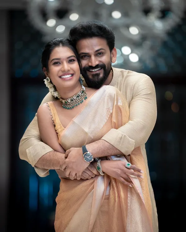 A beautiful couple portrait. I styled the bride in a modern oxidized silver choker with green stones, which offers a contemporary yet ethnic look perfect for a pre-wedding event.