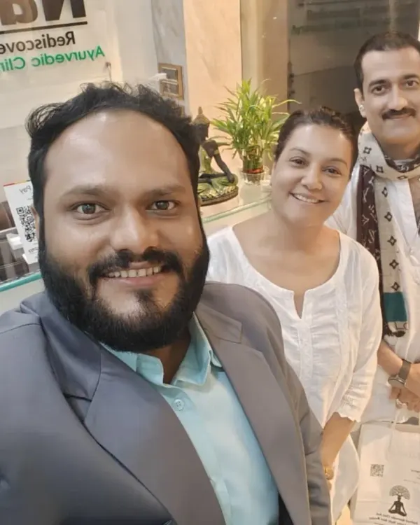 A selfie with actors Sucheta Khanna and Biji Pandey after their visit. Building relationships based on trust and genuine care is at the heart of my practice. I am grateful for their confidence in my work.