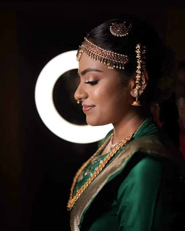 A portrait of timeless elegance. I designed this look to be radiant and captivating, focusing on luminous skin and soft, shimmering eyes that catch the light beautifully. This is my vision of modern bridal grace.