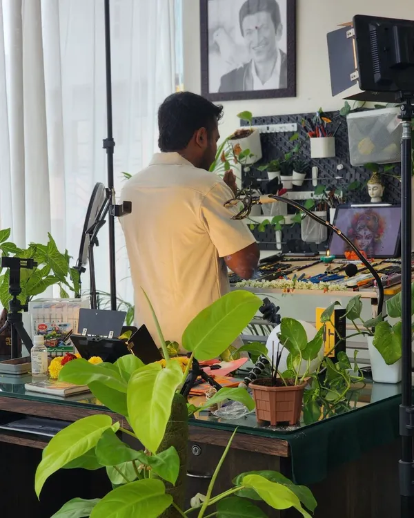 Welcome to my studio. This is where I spend my time drawing, surrounded by plants and inspiration, turning your cherished photos into custom digital illustrations.