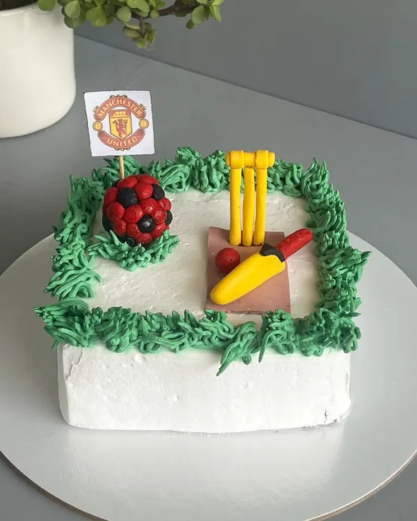 From the pitch to the plate, this Black Forest cricket cake is a match made in dessert heaven. I use minimal fondant and focus on delicious details, like the chocolate and cherry-filled cricket ball, to celebrate every sweet victory.