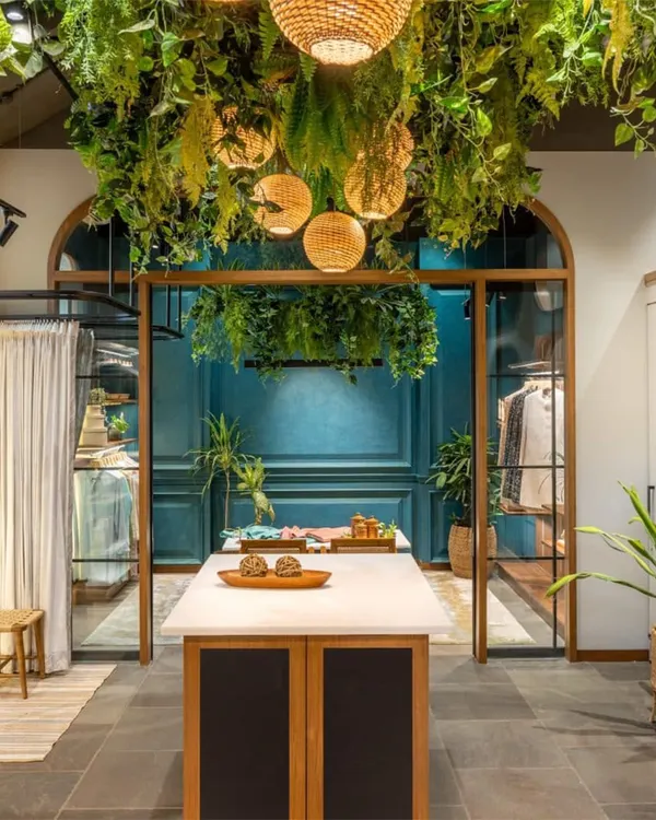 Step into a space where time slows down. With smooth jazz playing and lush greenery surrounding you, our studio is an experience that feels like a retreat from the world.