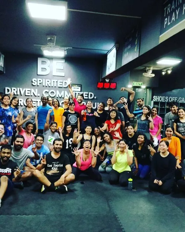 Beating the Monday blues the best way I know how. A packed class full of rockstars bringing mind-blowing energy and positivity to the dance floor. This is what my Zumba fitness parties are all about.