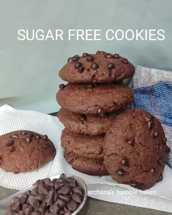 A tempting stack of my sugar-free chocolate chip cookies. Made with whole wheat and jaggery, these are a healthy and delicious snack for any time of day.