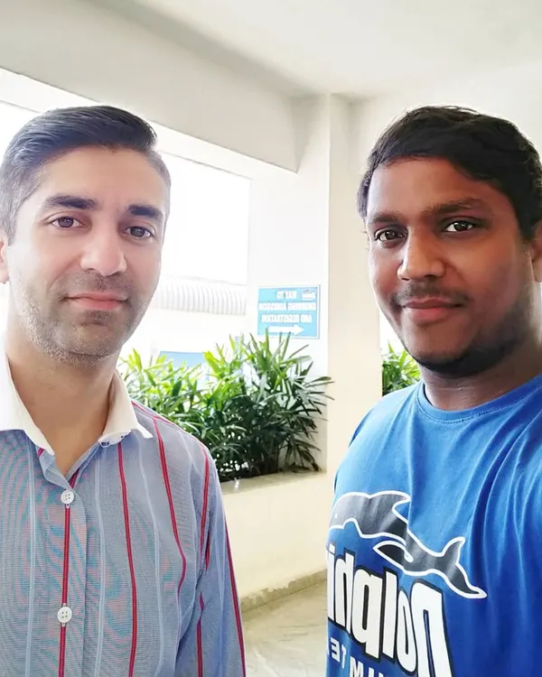 A truly inspiring moment meeting Olympic gold medalist Abhinav Bindra. His dedication is a lesson for all athletes, and I share these lessons with my swimmers to build their mental strength.