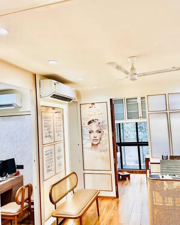 This is the reception area of my clinic, designed to be a calm and welcoming space from the moment you walk in. I believe in a holistic approach to wellness, where your comfort and confidence are nurtured alongside your skin and hair health.