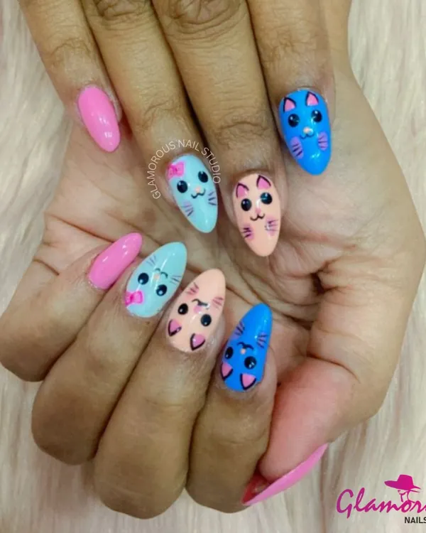 This set is purr-fectly adorable! We hand-painted these cute and expressive cat faces in a variety of pastel colors, creating a look that is fun, playful, and guaranteed to make you smile.